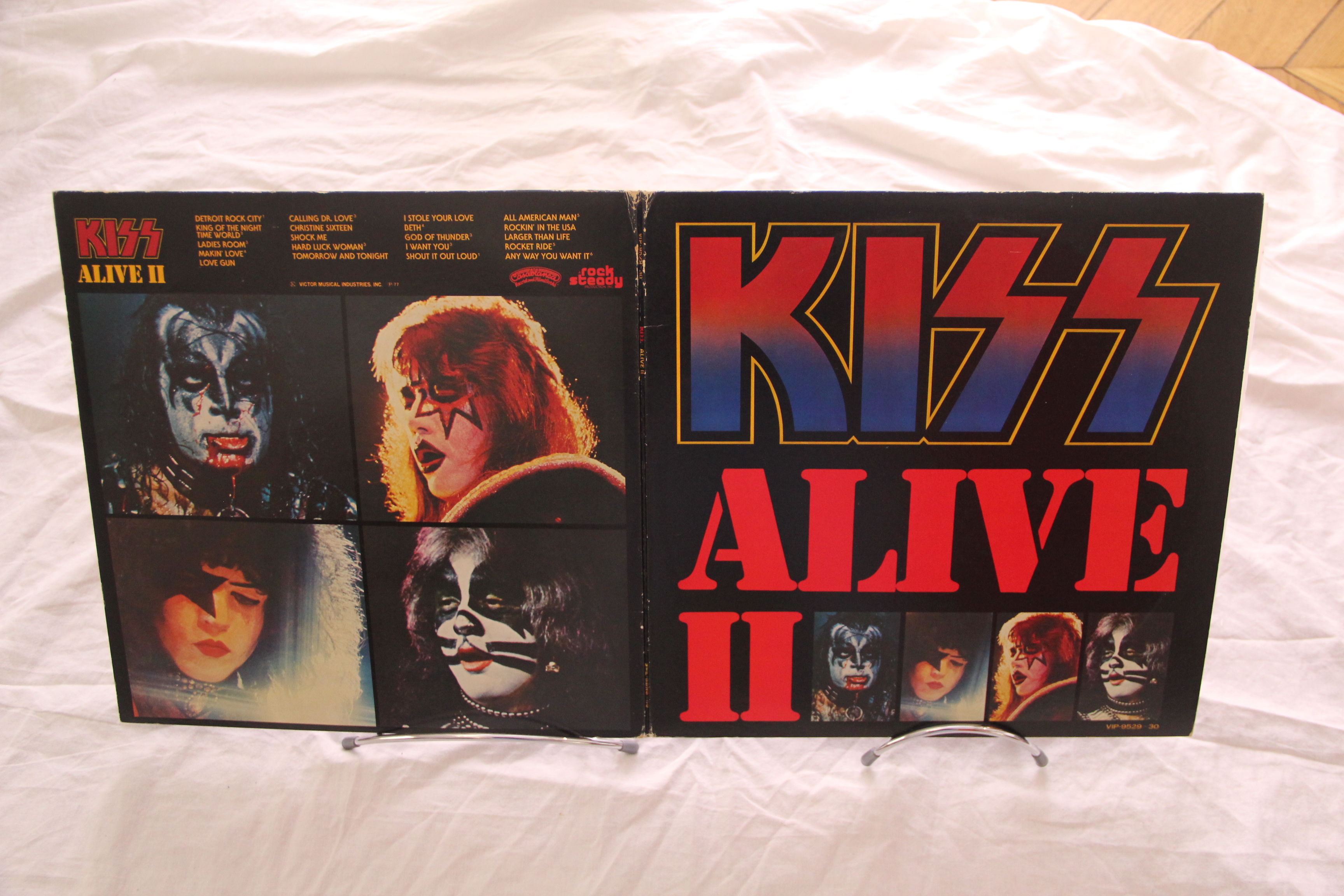 Alive II Kiss Rock 2 Vinyl LP VIP-9529-30 Album Gatefold